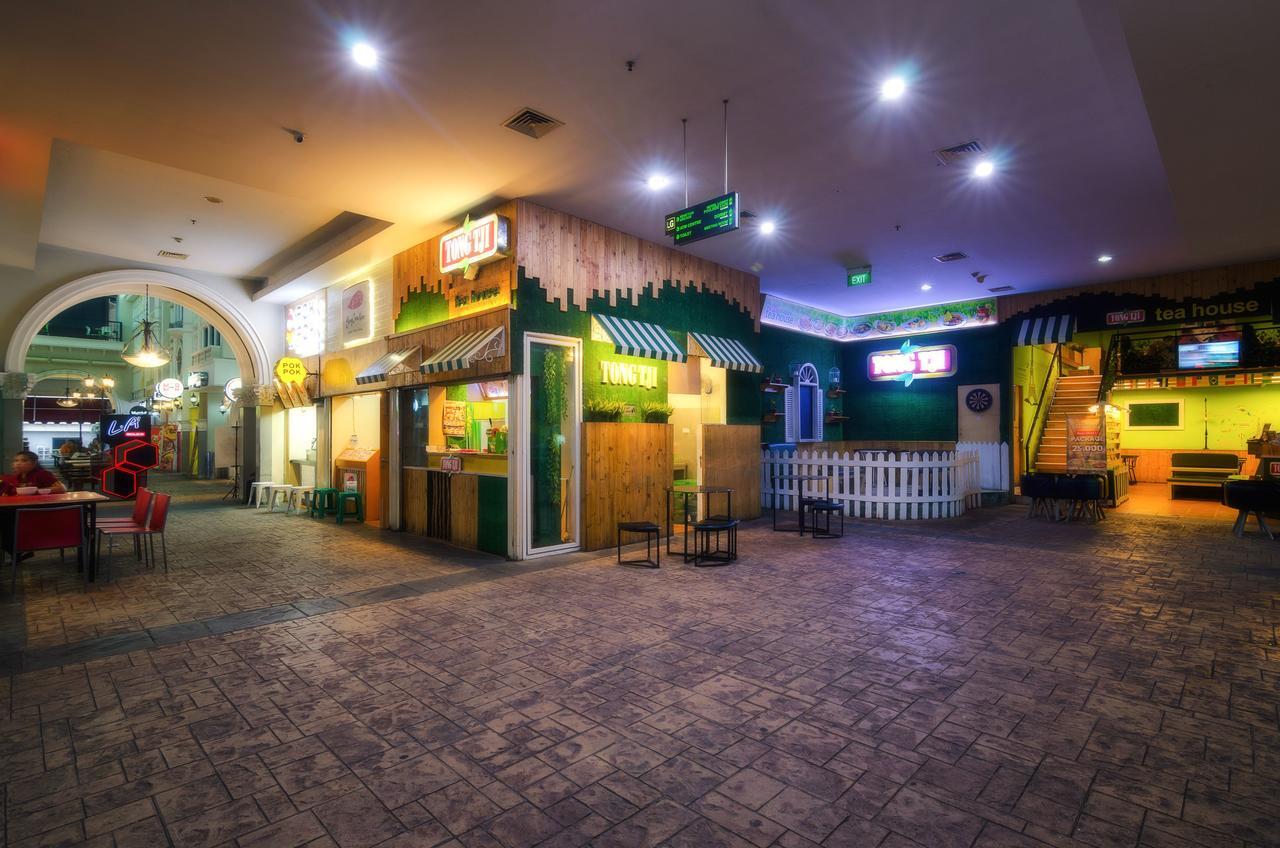 The Square Surabaya Hotel Luaran gambar