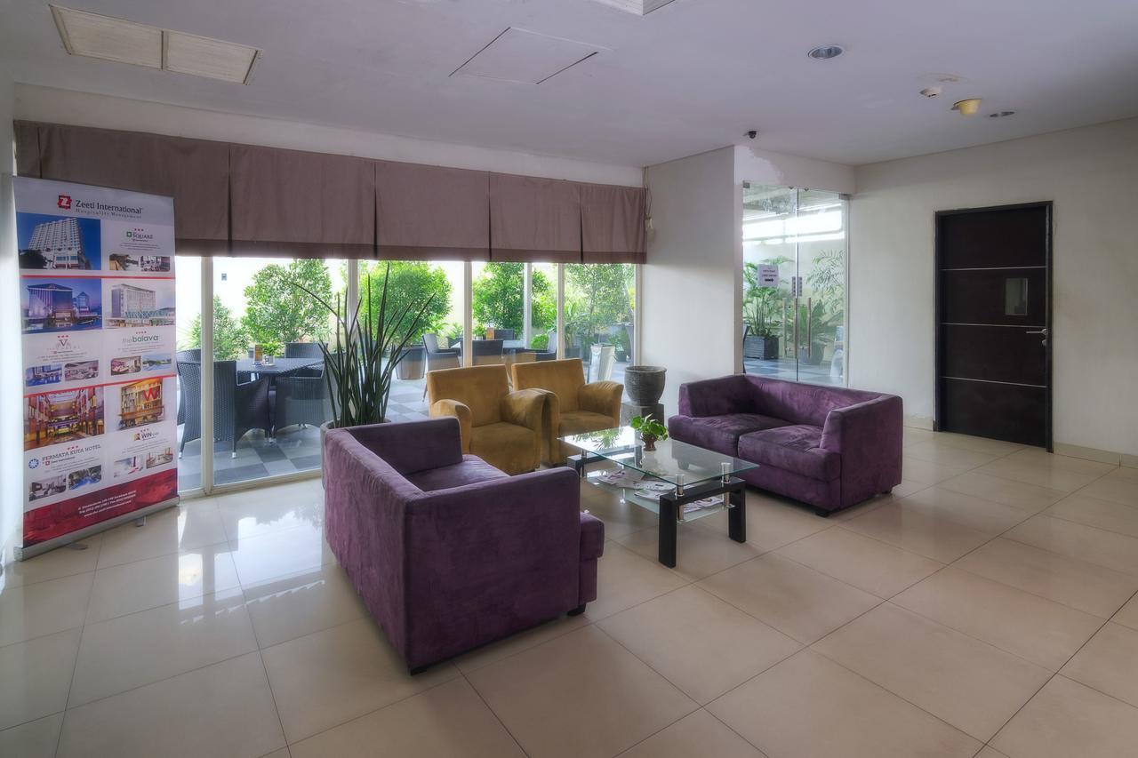 The Square Surabaya Hotel Luaran gambar