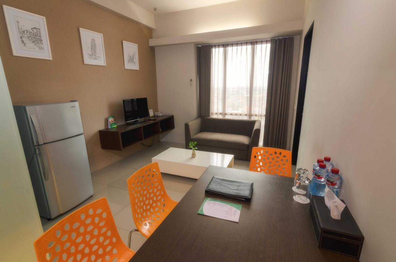 The Square Surabaya Hotel Luaran gambar